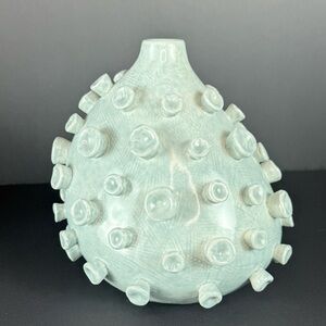 Sea Coral Vase in Blue/Green. Ceramic Vase 6.5"W x 6"L x 6.5"H NWOT Beach Ocean